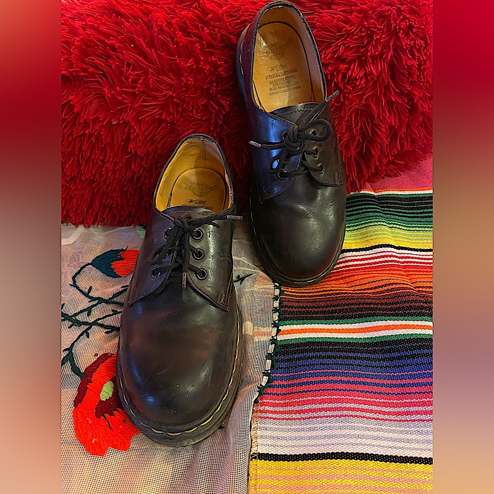 Doc Marten’s 8 Women’s Shoe